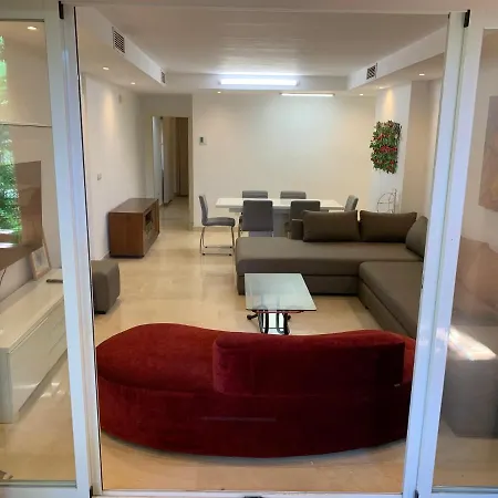 Appartamento Oasis De - De 3 Marbella